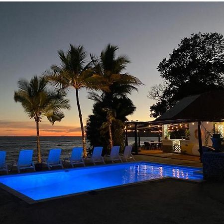 Oceanfront Bungalows - Paradise Rentals Santa Catalina Eksteriør bilde