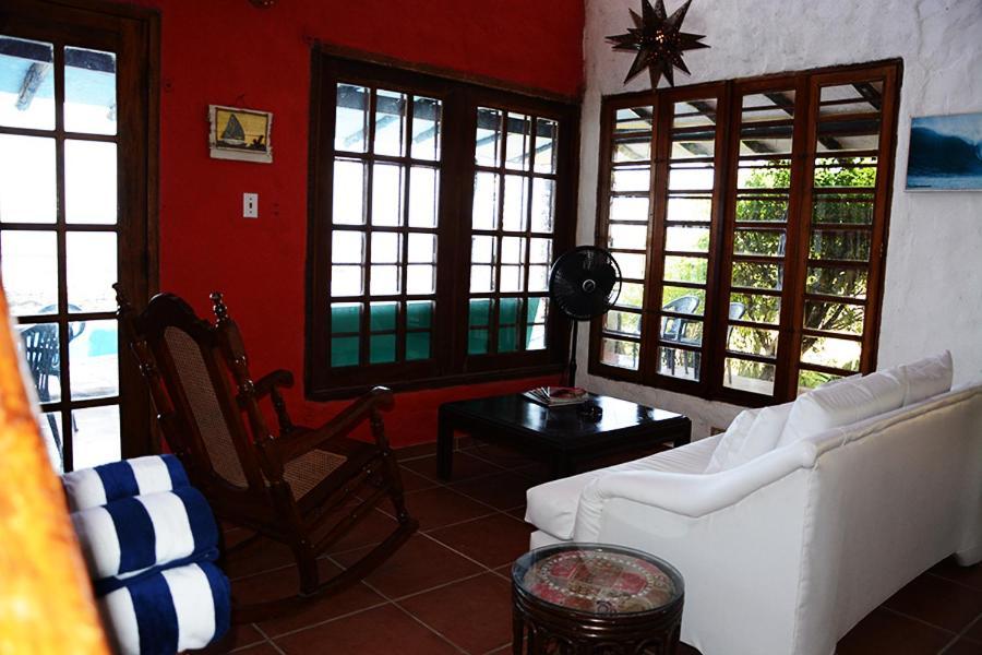 Oceanfront Bungalows - Paradise Rentals Santa Catalina Eksteriør bilde