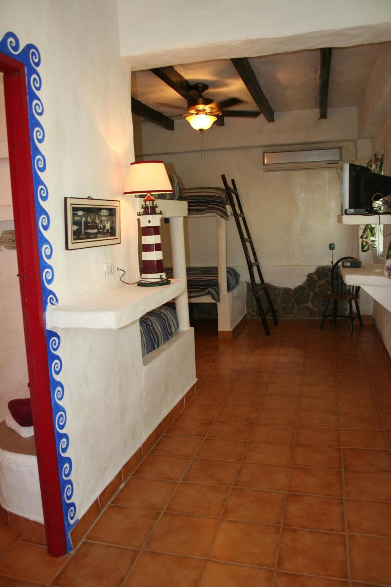Oceanfront Bungalows - Paradise Rentals Santa Catalina Eksteriør bilde
